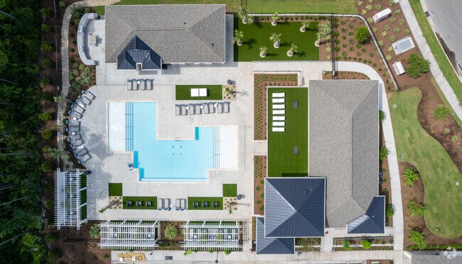 The Landing at Lewis Creek photo'