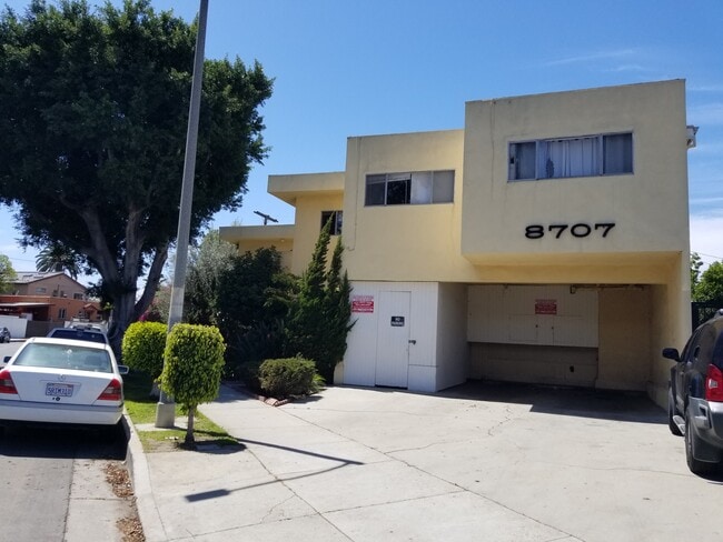 Foto del edificio - 8707 Beverlywood St
