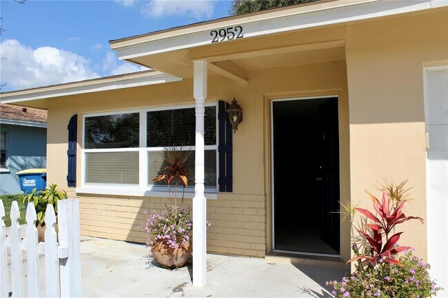 Building Photo - 2952 St John Dr