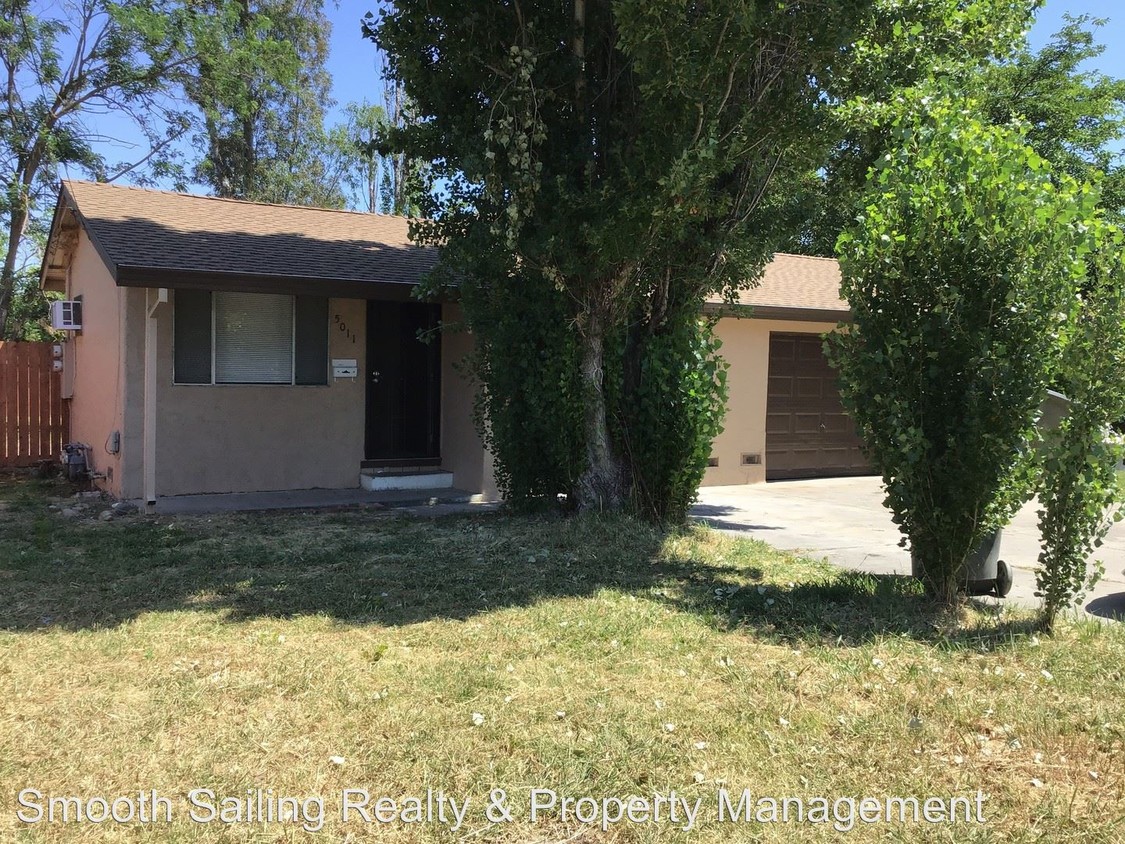 Primary Photo - 5013-5013 37th Ave