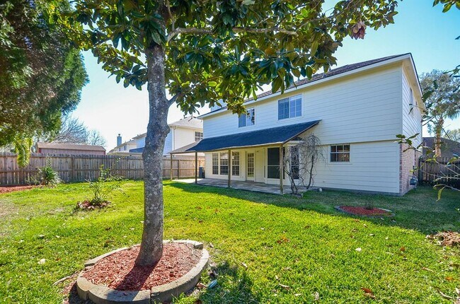 Building Photo - 23822 Hopewell Dr