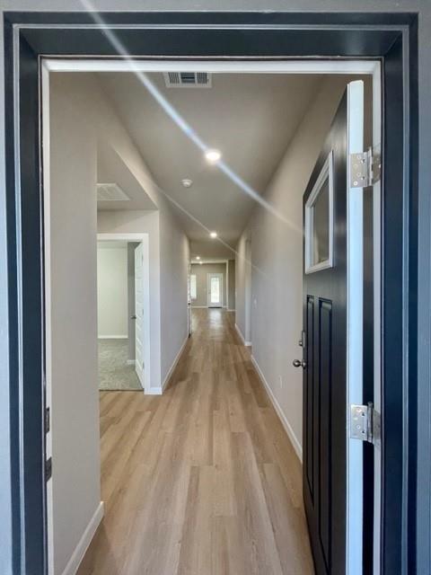 Building Photo - 907 W Nursery Rd