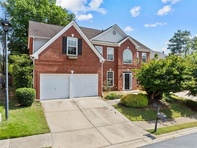 Foto principal - 4831 Edinburgh Dr