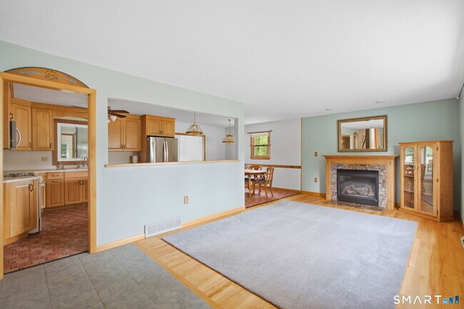 Foto del edificio - 29 Lowery Dr