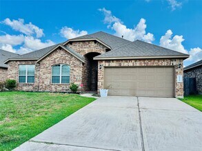 Building Photo - 23530 Mantova River Dr