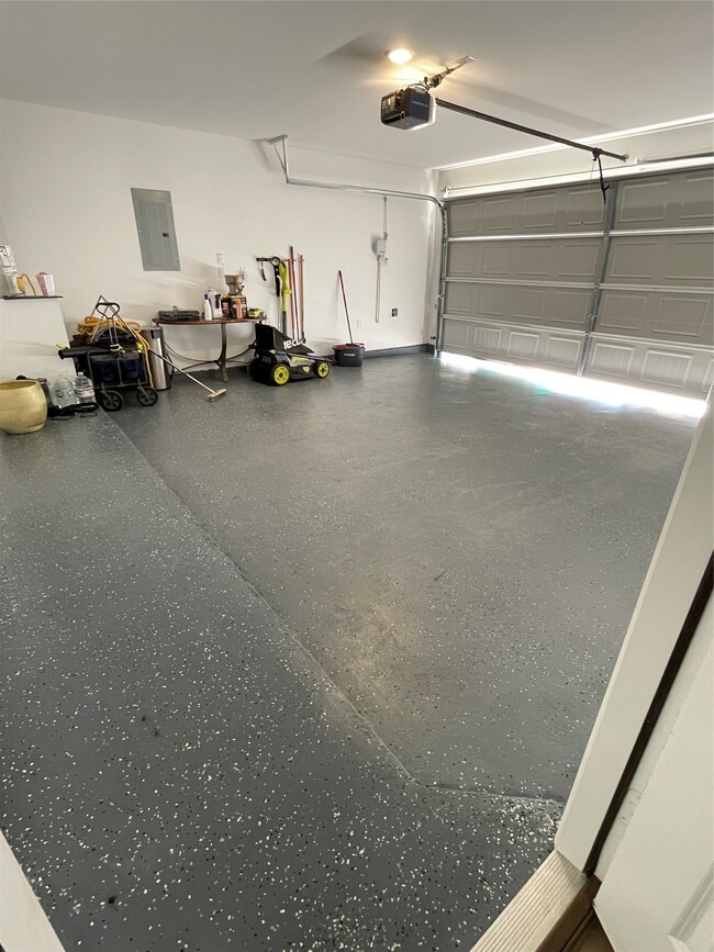 Building Photo - 21723 Piscinola Ln