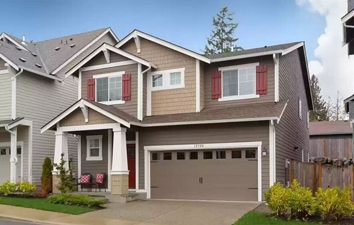 Foto principal - Gorgeous home with 4 Bedroom and 2.5 Bathroom