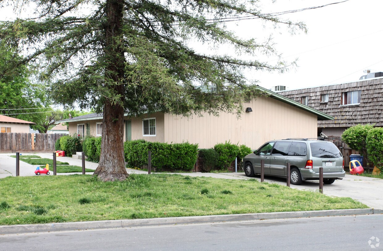 Foto del edificio - 1061 Alpha Rd