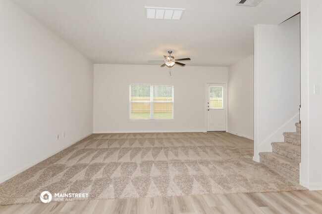 Building Photo - 26833 Steinbeck Dr