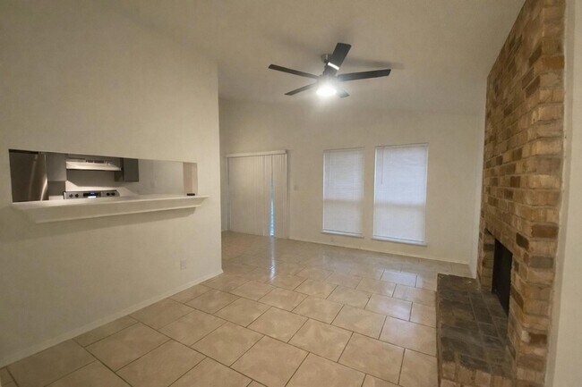 Foto del edificio - 1016 Fieldwood Dr
