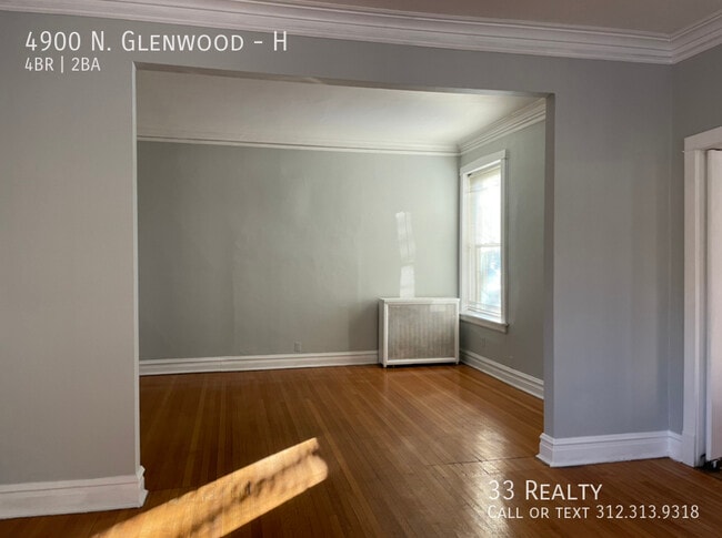 Building Photo - Vintage 4 bedroom home in Andersonville