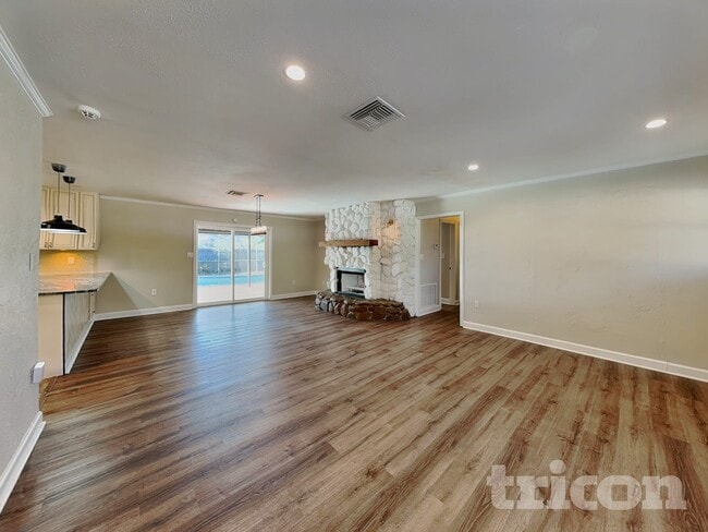 Building Photo - 123 Whitaker Rd