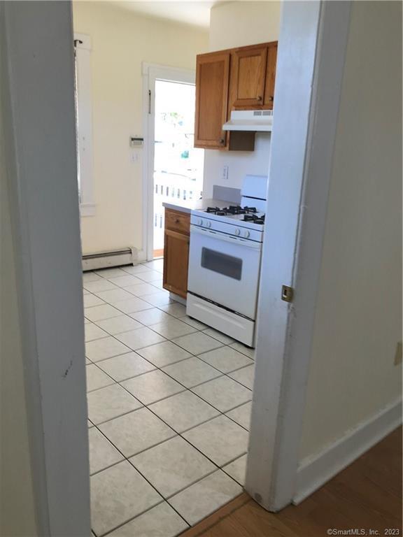 Foto del edificio - 42 Weed Hill Ave