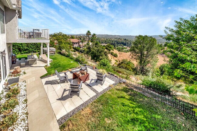 Foto del edificio - 24574 Overland Dr