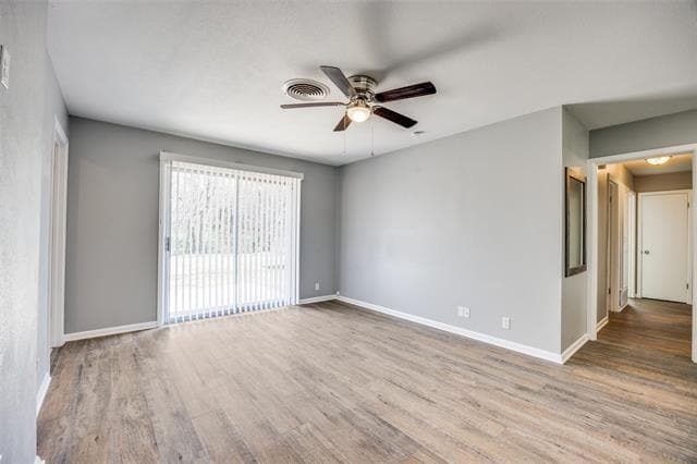 Building Photo - 2117 Duke Dr