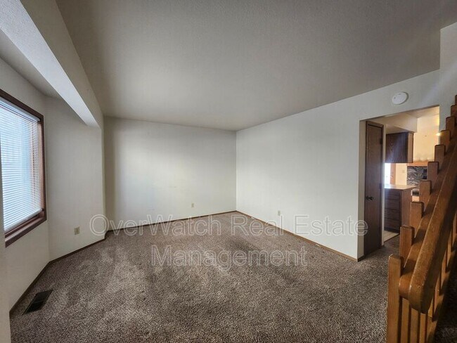 Building Photo - 167 Michael Ct