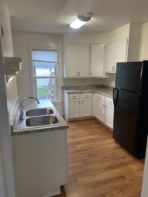 Foto del edificio - 518 College Ave