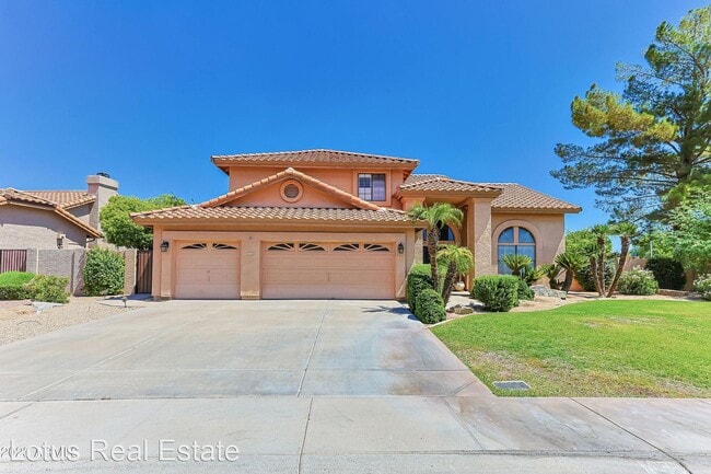 Building Photo - 5 br, 3 bath House - 12 W Vera Ln.,