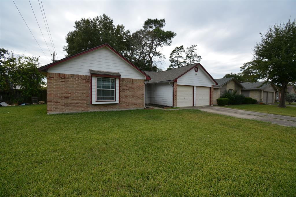 13438 S Thorntree Dr, Houston, TX 77015 House for Rent in Houston, TX