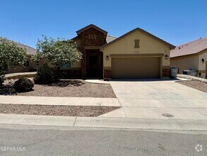 Building Photo - 7790 Enchanted Cir Dr