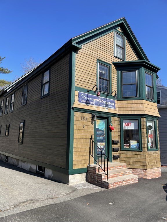 Primary Photo - 183 Pleasant St