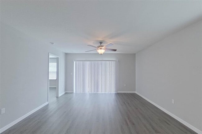 Building Photo - 8665 SW 44th Ct