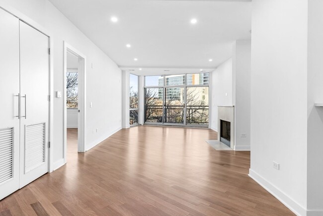 Foto del edificio - 914 W Hubbard St