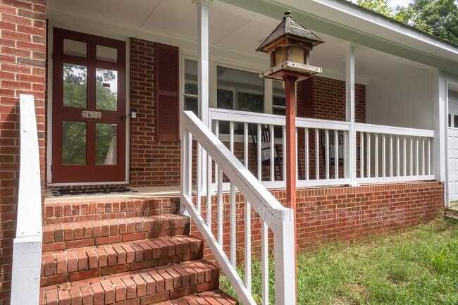 Building Photo - 2620 Lanlier Dr