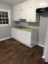 Building Photo - 4692 Beecher St
