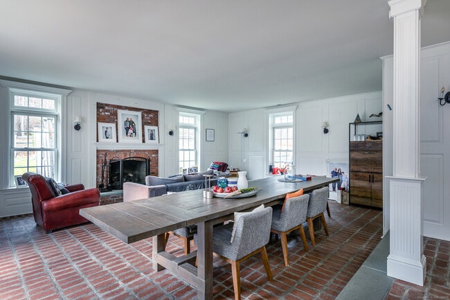 Building Photo - 109 Dibble Hill Rd