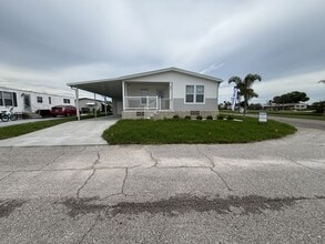 Building Photo - 952 E Posadas Ave