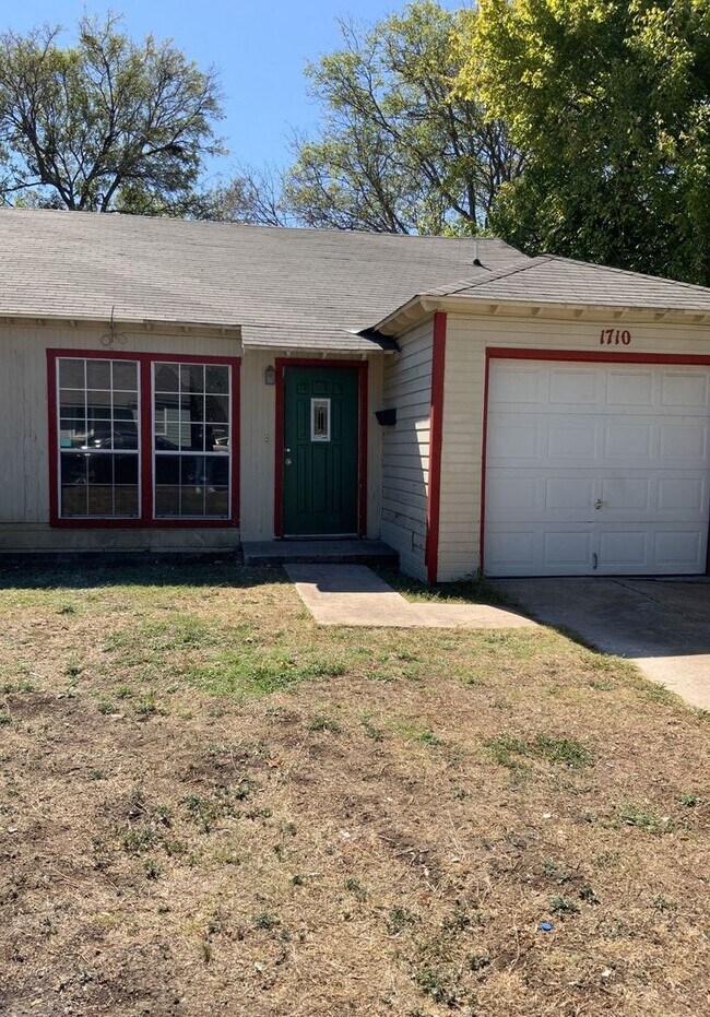 Foto del edificio - 1710-1712 Alamo Ave