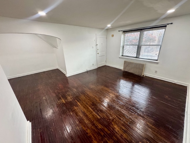 Photo - 69 Sayers Ave Apartment