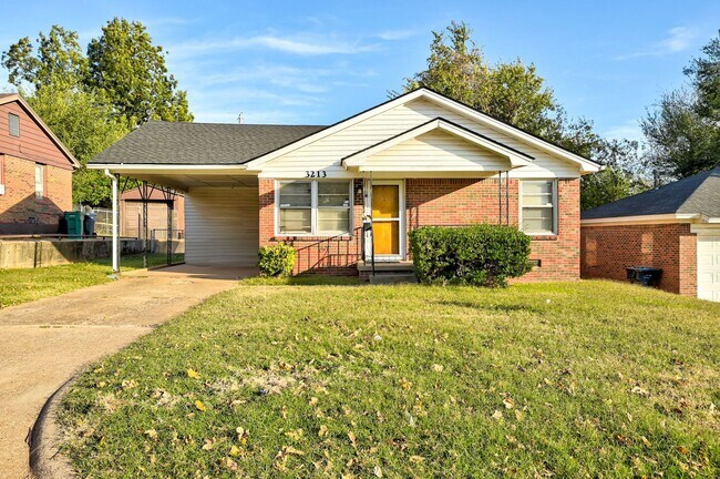 Building Photo - A Cozy Retreat in the Heart of OKC