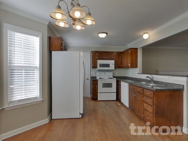 Foto del edificio - 2784 Aston Woods Ln