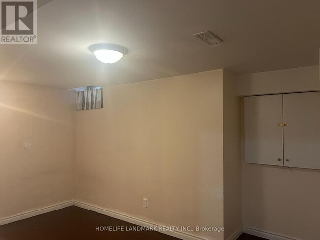 Building Photo - 32 Jordana Dr