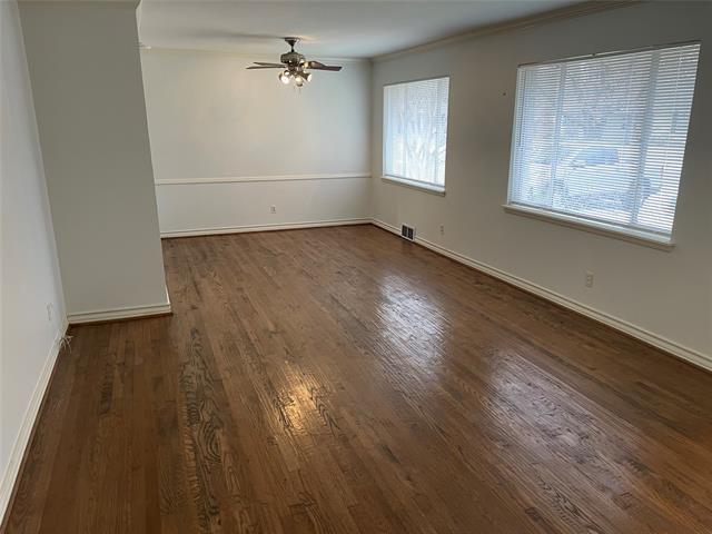 Foto del edificio - 7144 Bennington Dr