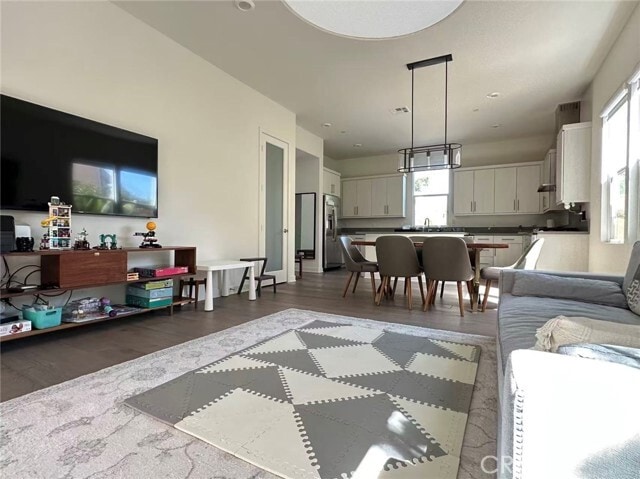 Building Photo - 109 Newall