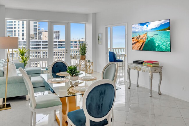 Building Photo - 4020 Galt Ocean Dr