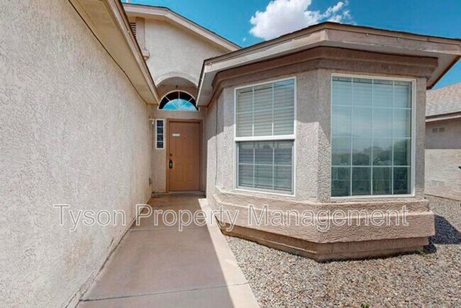 Foto del edificio - 629 Sunny Meadows Dr