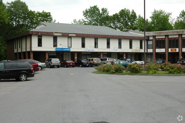 Building Photo - Crescent Commons