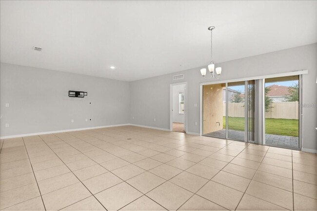 Foto del edificio - Davenport Charmer