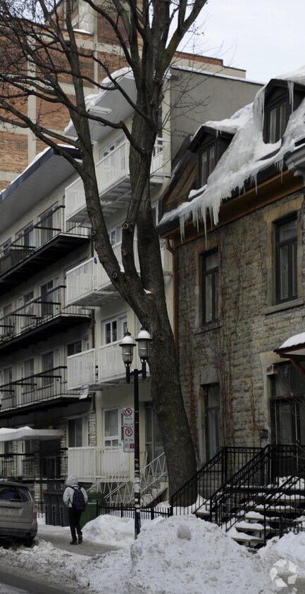 Photo du bâtiment - 3549 Av Lorne