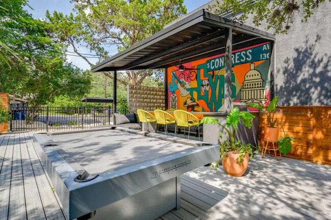 Foto del edificio - 513 Pecan Grove Rd