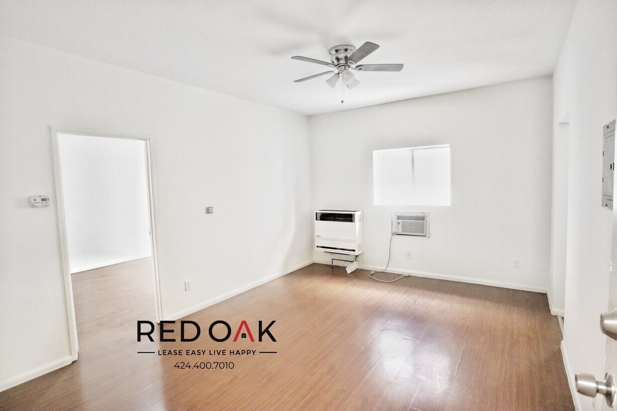 Foto principal - 733 S Coronado St