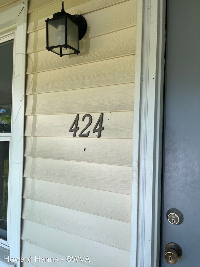 Foto del edificio - 3 br, 1 bath House - 424 2nd Street