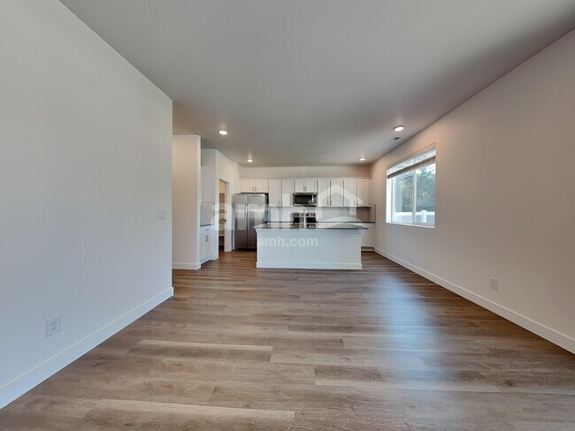 Foto del edificio - 7713 Brenden St SW