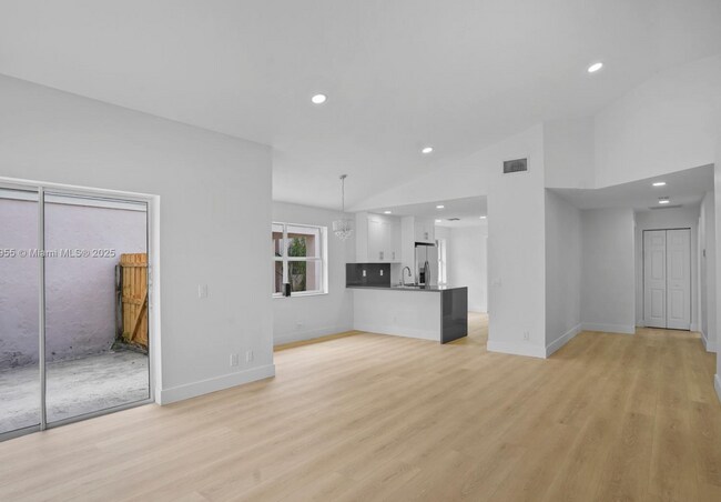 Foto del edificio - 9354 Arborwood Cir