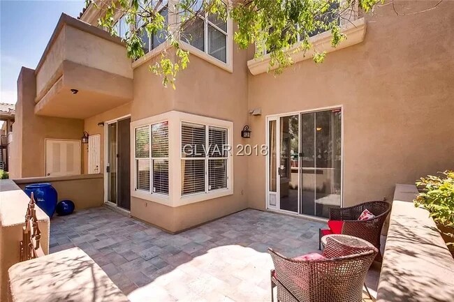 patio - 5125 W Reno Ave