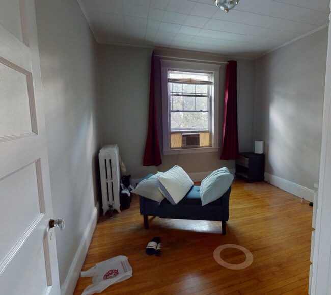 Foto del edificio - 3.0 bedroom in Cambridge Massachusetts 02140